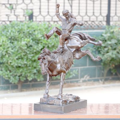 欧式骑马雕塑